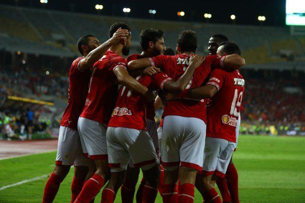 احتفال لاعبي الأهلي