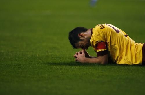 2010-11-23t202522z_01_rfm02_rtridsp_3_soccer-champions_reuters