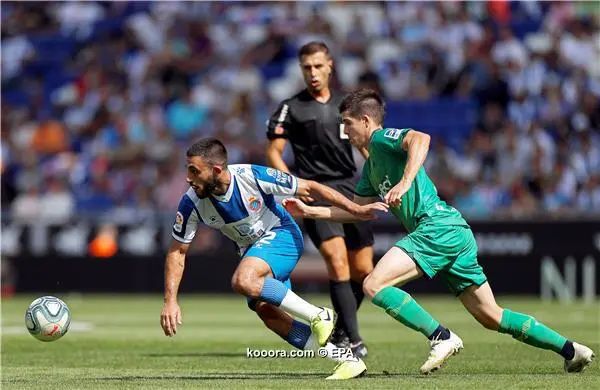 ?i=epa%2fsoccer%2f2019-09%2f2019-09-22%2f2019-09-22-07860936_epa