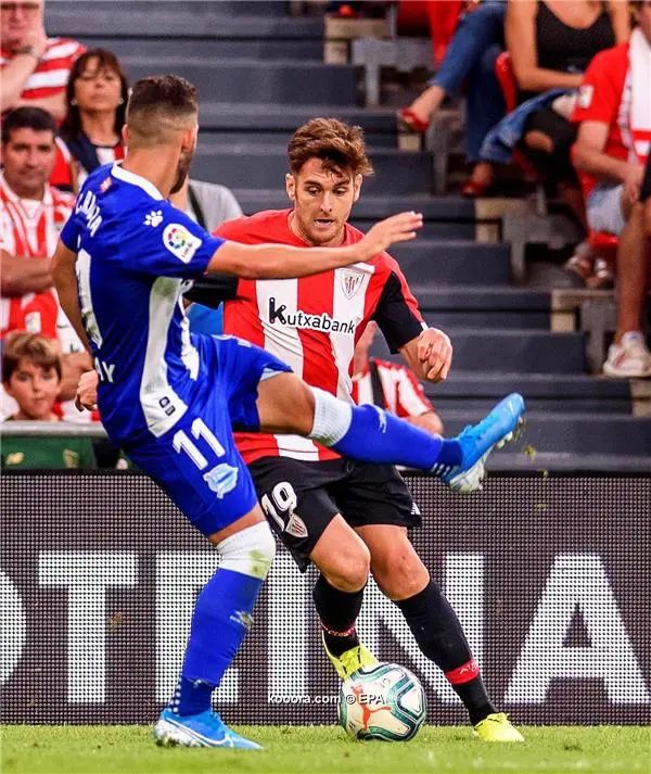 ?i=epa%2fsoccer%2f2019-09%2f2019-09-22%2f2019-09-22-07862009_epa