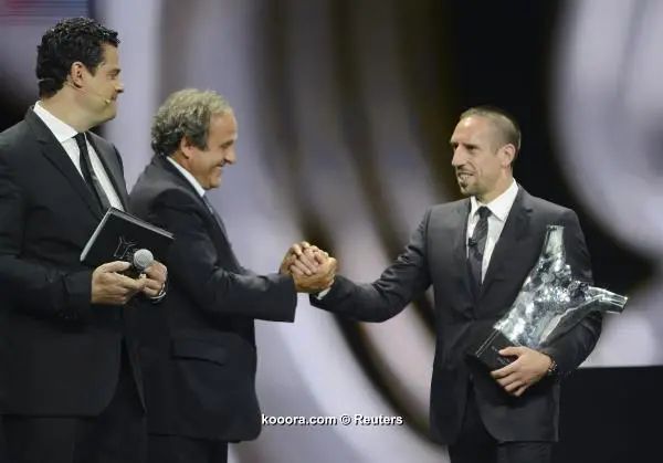 ?i=reuters%2f2013-08-29%2f2013-08-29t184455z_1442970402_pm1e98t1lec01_rtrmadp_3_soccer-champions-draw_reuters