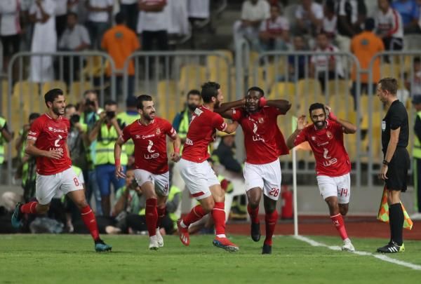 لاعبو الأهلي