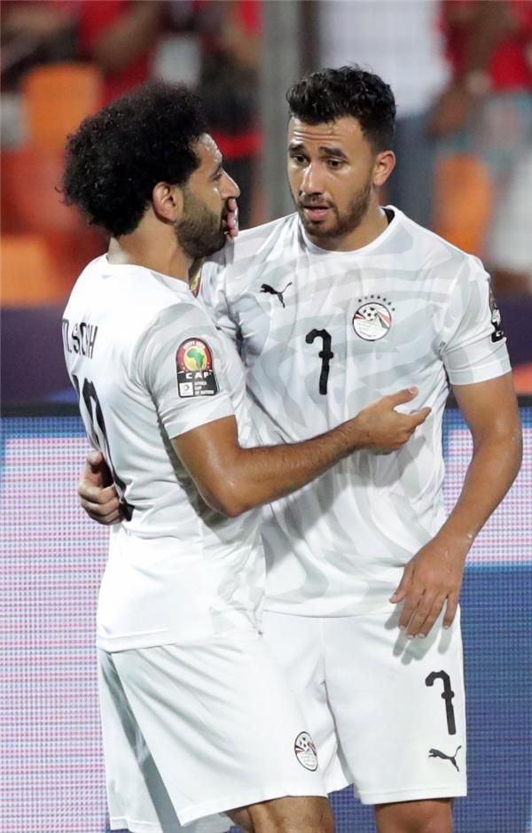 تريزيجيه وصلاح 