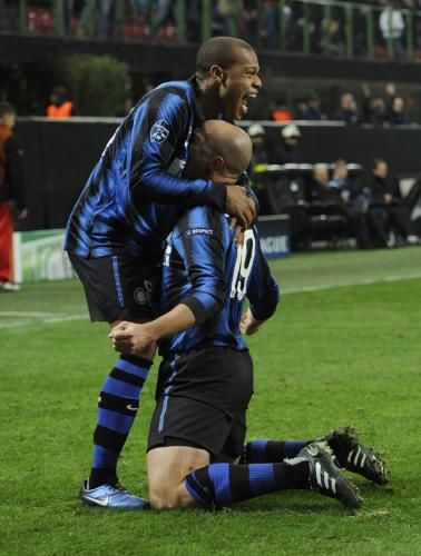 2010-11-24t213951z_01_mil121_rtridsp_3_soccer-champions_reuters