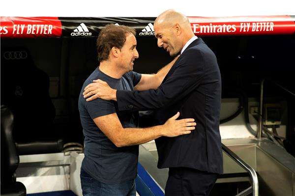 خاجوبا أراساتي وزيدان