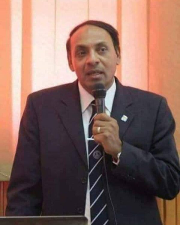 الدكتور جمال محمد علي 