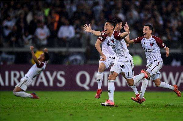 لاعبو كولون 