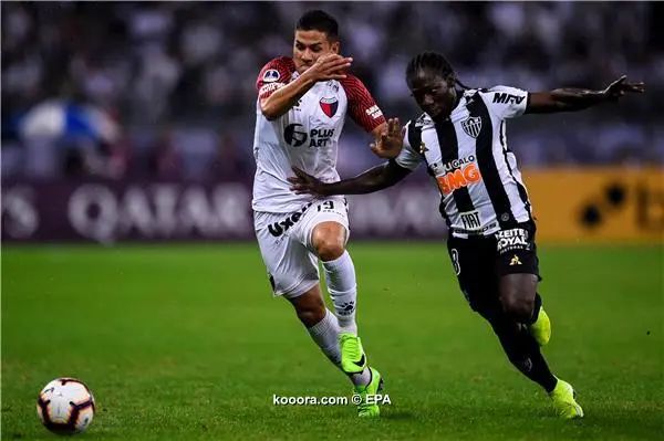 ?i=epa%2fsoccer%2f2019-09%2f2019-09-27%2f2019-09-27-07872513_epa