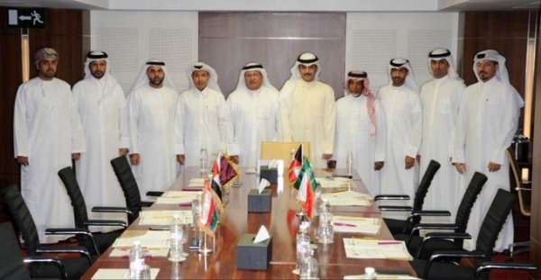 من الاجتماع