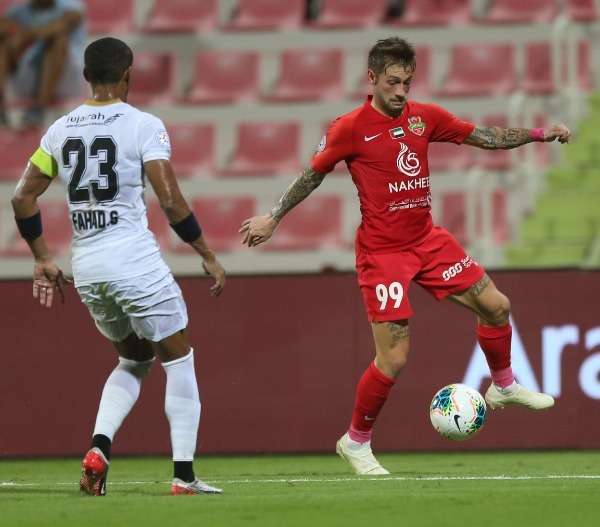 من لقاء شباب الأهلي والفجيرة