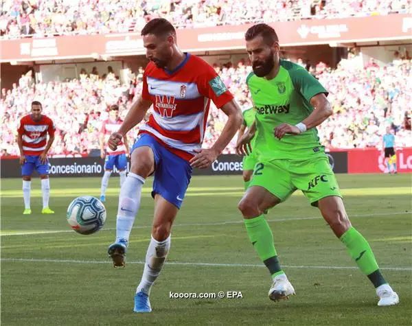 ?i=epa%2fsoccer%2f2019-09%2f2019-09-28%2f2019-09-28-07877498_epa