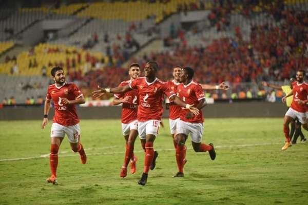 لاعبو الأهلي