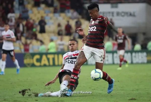 ?i=reuters%2f2019-09-28%2f2019-09-28t235614z_587360765_rc1fe509ee10_rtrmadp_3_soccer-brazil-fla-sao-report_reuters