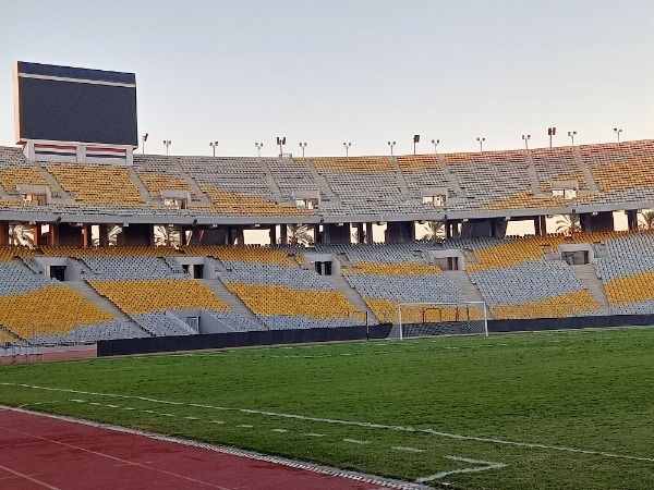 استاد برج العرب