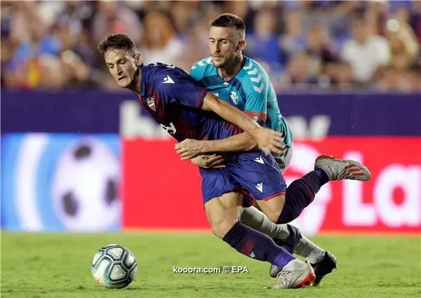 ?i=epa%2fsoccer%2f2019-09%2f2019-09-29%2f2019-09-29-07880548_epa