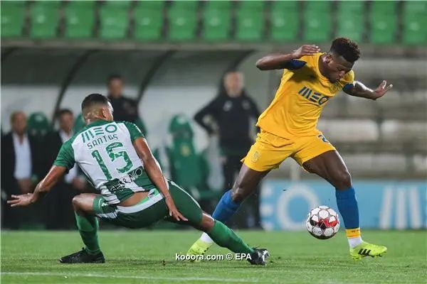 ?i=epa%2fsoccer%2f2019-09%2f2019-09-29%2f2019-09-29-07880925_epa