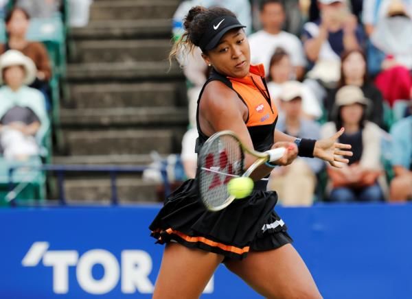 نعومي أوساكا