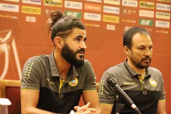 من المؤتمر الصحفي