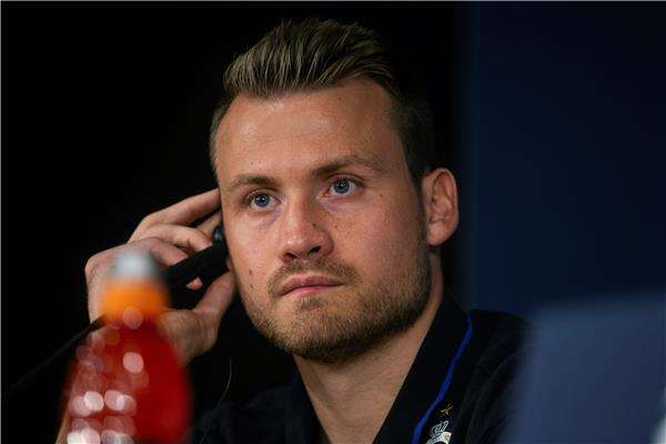 سيمون مينيوليه