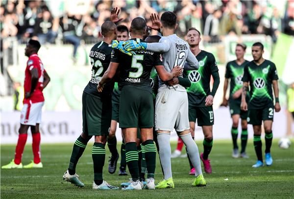 لاعبو فولفسبورج