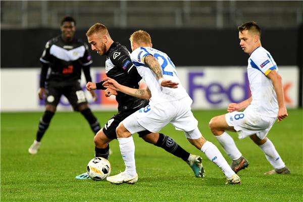 من لقاء لوجانو و دينامو كييف