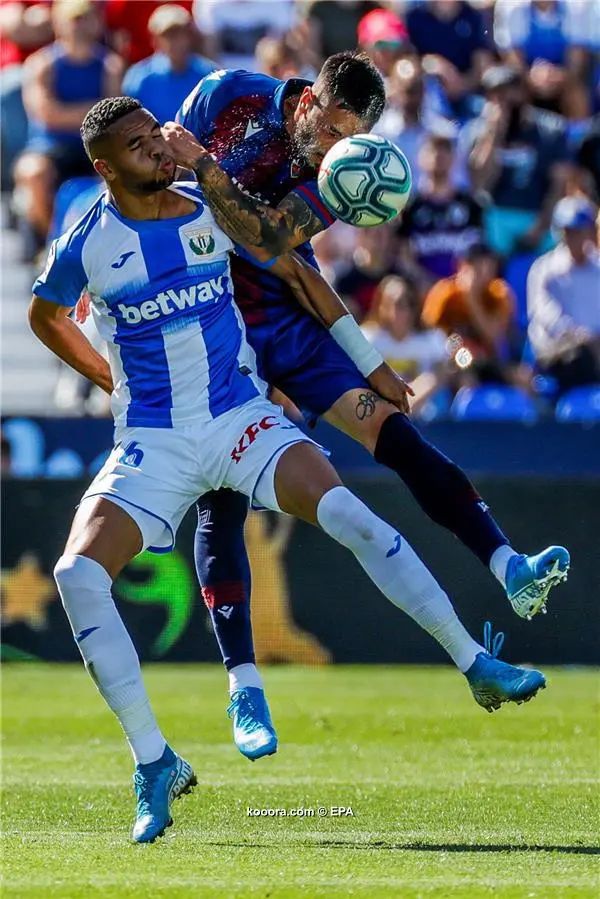 ?i=epa%2fsoccer%2f2019-10%2f2019-10-05%2f2019-10-05-07897703_epa