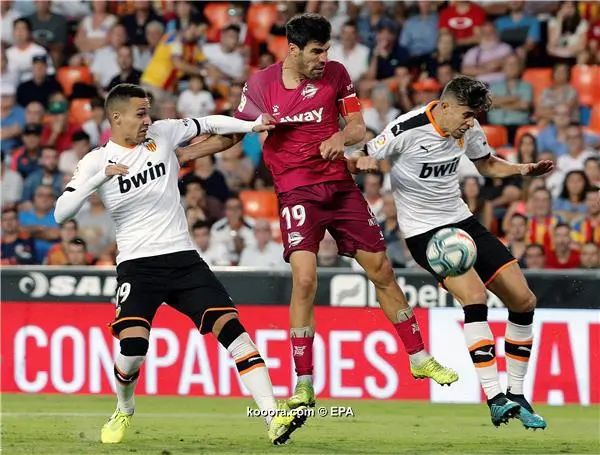 ?i=epa%2fsoccer%2f2019-10%2f2019-10-05%2f2019-10-05-07899169_epa