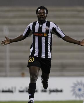 كابالونجو يقود الشباب لفوز كاسح