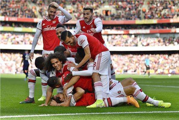 فرحة لاعبي آرسنال