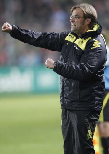 2010-11-20t163339z_01_ad15_rtridsp_3_soccer-germany_reuters