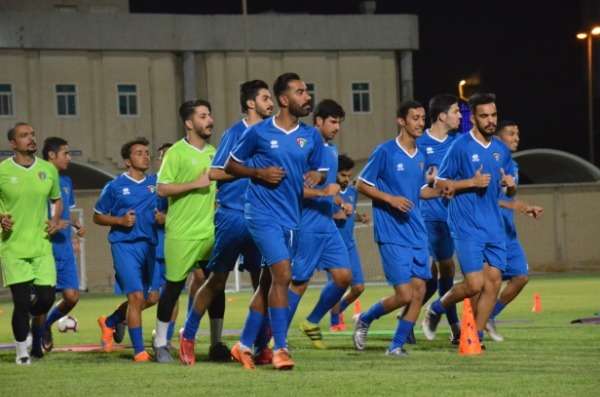 لاعبو منتخب الكويت