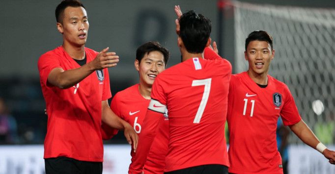 فرحة لاعبي كوريا الجنوبية