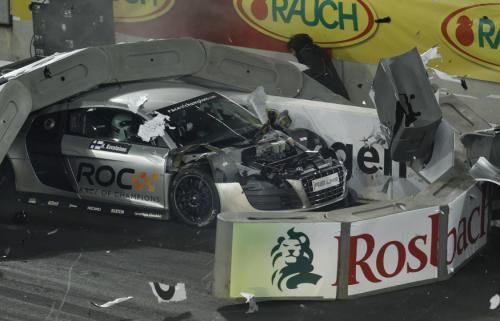 2010-11-28t131026z_01_ina05_rtridsp_3_motor-racing-champions_reuters