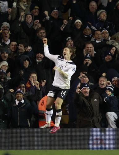 2010-11-28t182110z_01_edy07_rtridsp_3_soccer-england_reuters