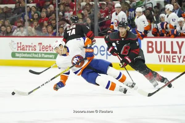 ?i=reuters%2f2019-10-12%2f2019-10-12t014428z_842199972_nocid_rtrmadp_3_nhl-new-york-islanders-at-carolina-hurricanes_reuters