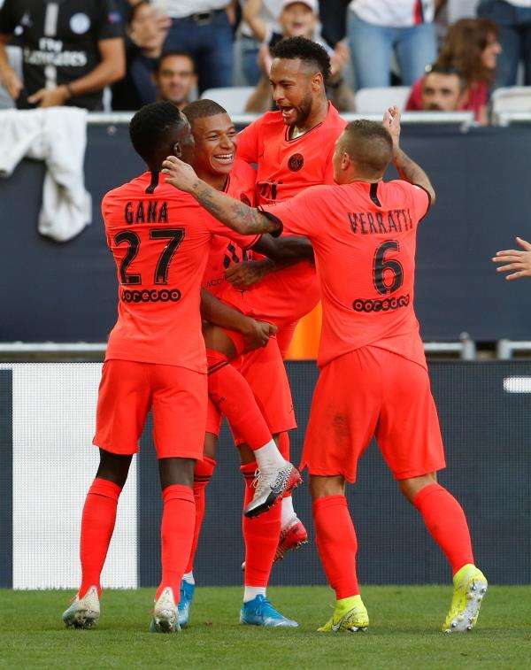 لاعبوا باريس