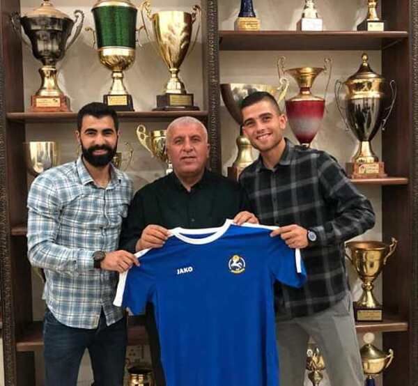 عربيات يتوسط الطموني وكلوب