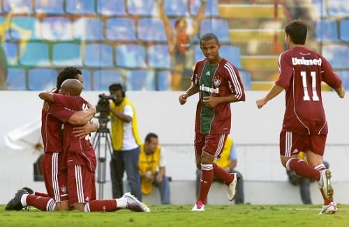 2010-11-28t210929z_01_sao110_rtridsp_3_soccer-latam_reuters