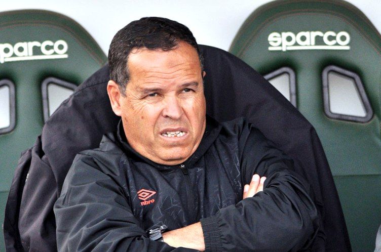  بوعلام شارف