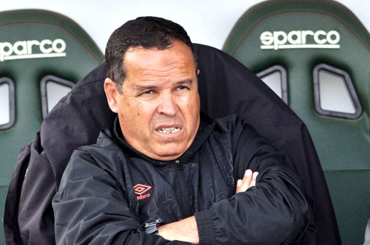  بوعلام شارف