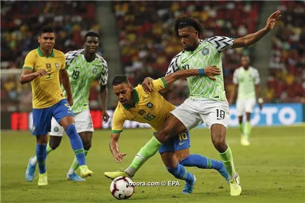 ?i=epa%2fsoccer%2f2019-10%2f2019-10-13%2f2019-10-13-07917887_epa
