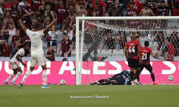 ?i=reuters%2f2019-10-13%2f2019-10-13t211058z_208357755_rc1a2a5ef5b0_rtrmadp_3_soccer-brazil-apr-fla-report_reuters