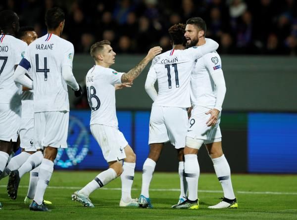 لاعبو فرنسا