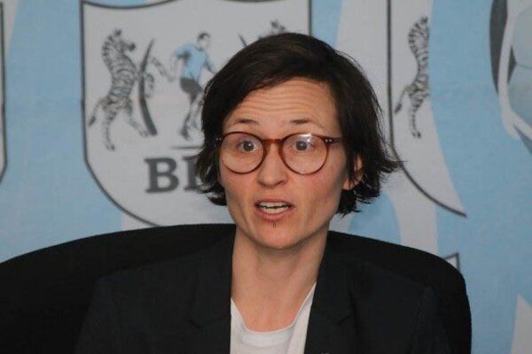 كارولين براون