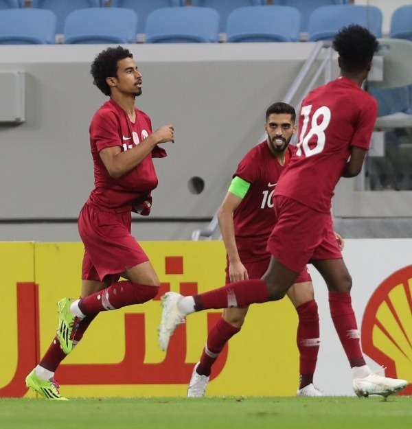 لاعبو منتخب قطر