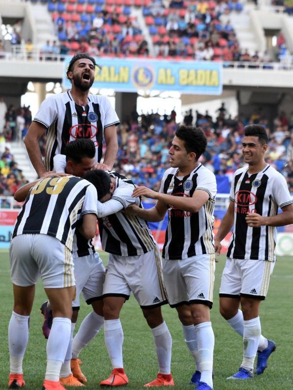 فريق الطلبة