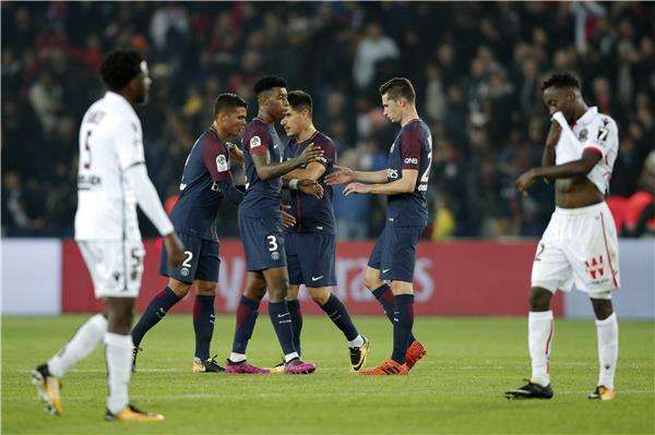 مباراة سابقة بين نيس وباريس