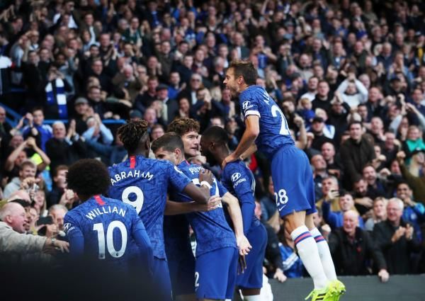 فرحة لاعبي تشيلسي