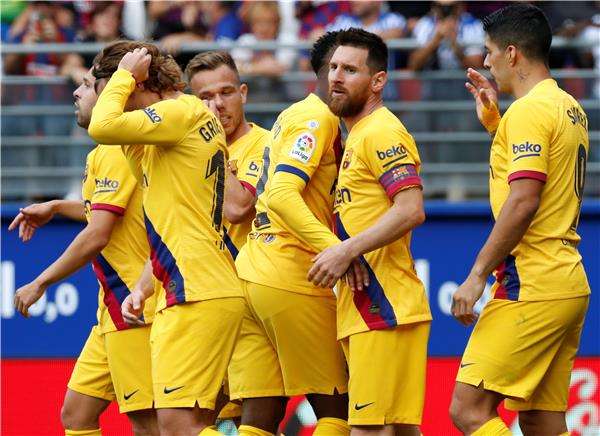 لاعبو برشلونة