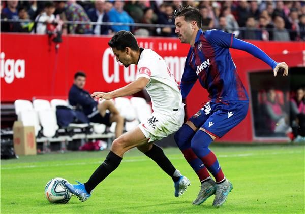 لقطة من المباراة